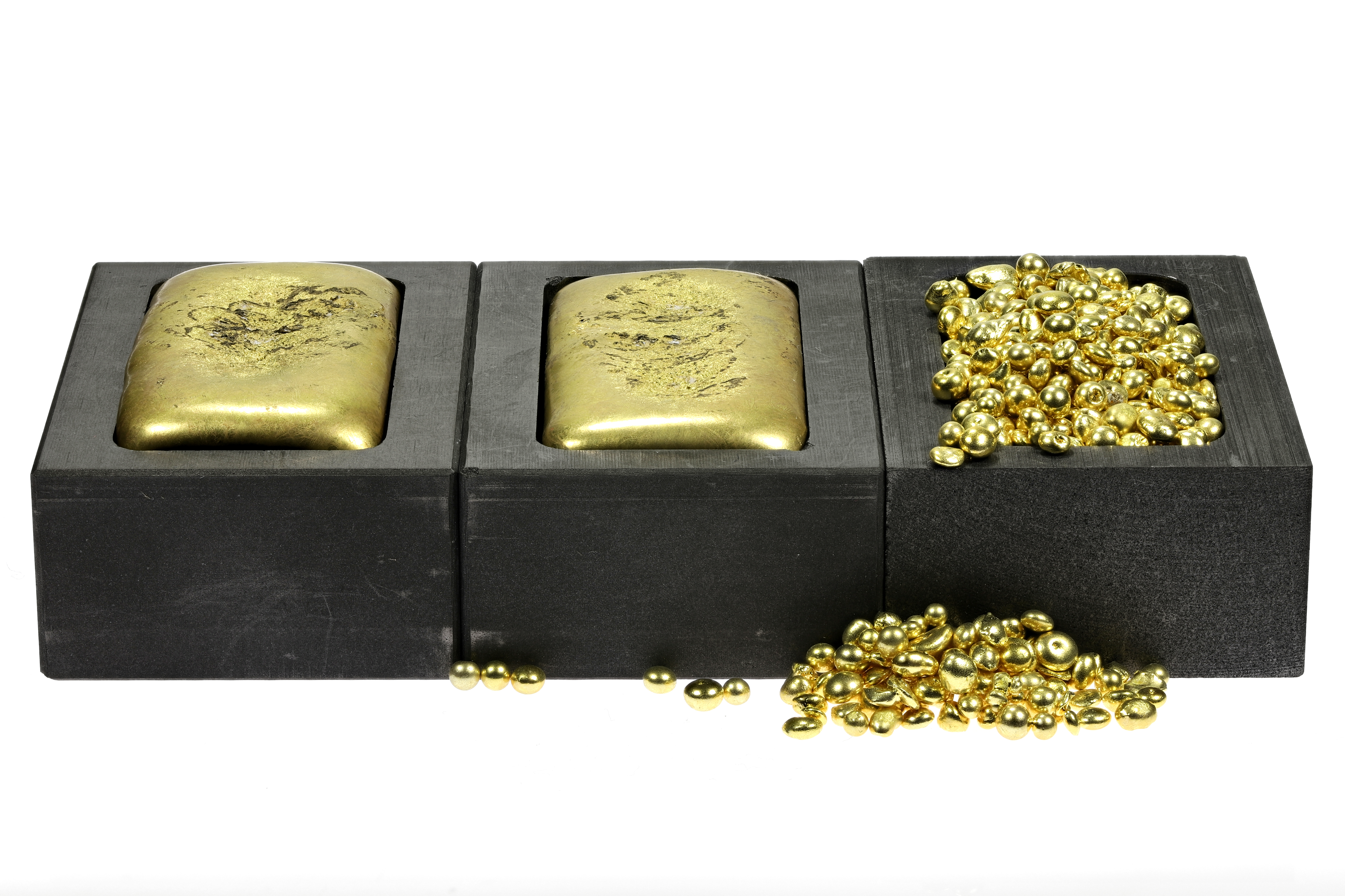 Refined gold cast in graphite moulds alongside refined grain